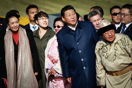 БНХАУ-ын дарга Си Жинпиний Монгол Улсад хийж байгаа Төрийн айлчлалын зураг